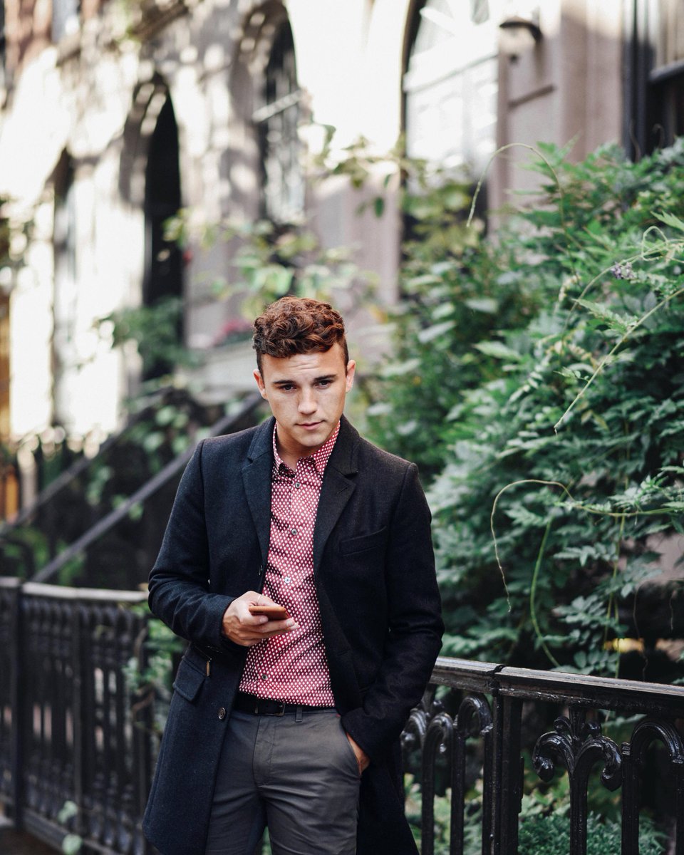 justinliv's tweet photo. Y'all @ted_bakerUSA is offering 25% off EVERY single item today. Shop my picks here: http://t.co/BmYPcAsHFu #teds25 http://t.co/Dq89dGZE5x