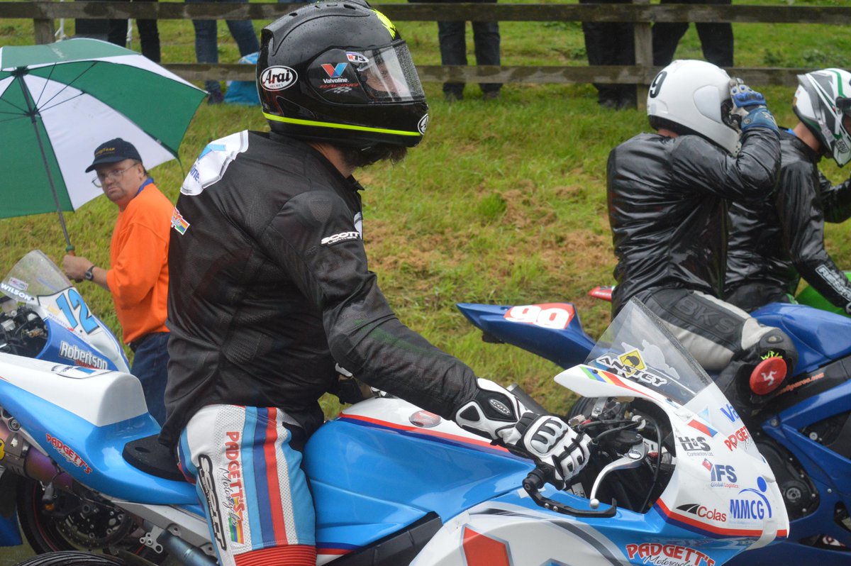 nutkinsdigits's tweet photo. 'if i twist this thing here my bike goes vrooooom!' #BruceAnsty @Auto66Racing  #goldcup http://t.co/AKZktWTAY1