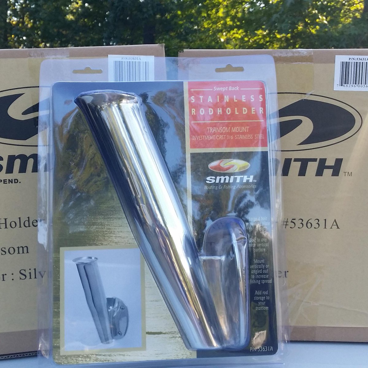 aqualocofishing's tweet photo. Thanks to #cesmith for helping us hook up the new #aqualoco #36 #contenderboats. http://t.co/fAtaSAykqQ