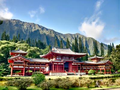 ManoaAdmissions's tweet photo. University of Hawaii at Manoa offers a BA in Asian Studies (School of Pacific & Asian Studies)! #Apply #UHMLife http://t.co/p5x9b22VUq