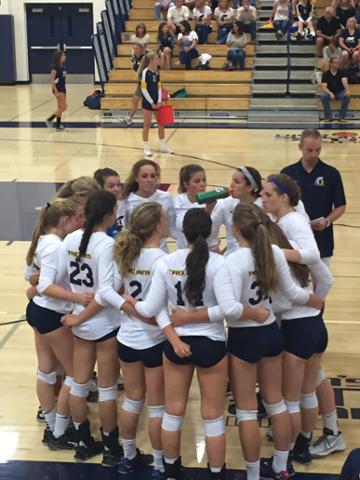 TROJANPRIDE80's tweet photo. Women’s Volleyball takes game 2! 25-11, let’s finish this ladies!!! @SacBee_JoeD http://t.co/4UktoljS2K