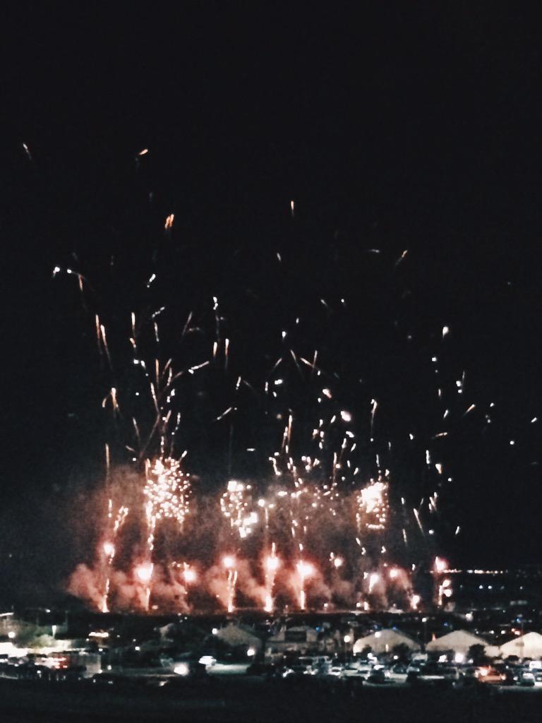 No balloons tonight, but a great evening for some fireworks and fun with @C4WRtweets! @balloonfiesta #C4WR15