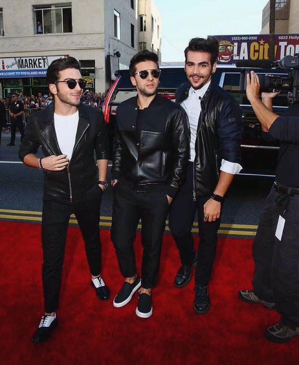 yahyruiz's tweet photo. @ilvolo #LatinAMAs #IlVolover #IlVoloverOrgullosa #GrandeAmore #MasHashtag ? http://t.co/i16X3Z0sIp