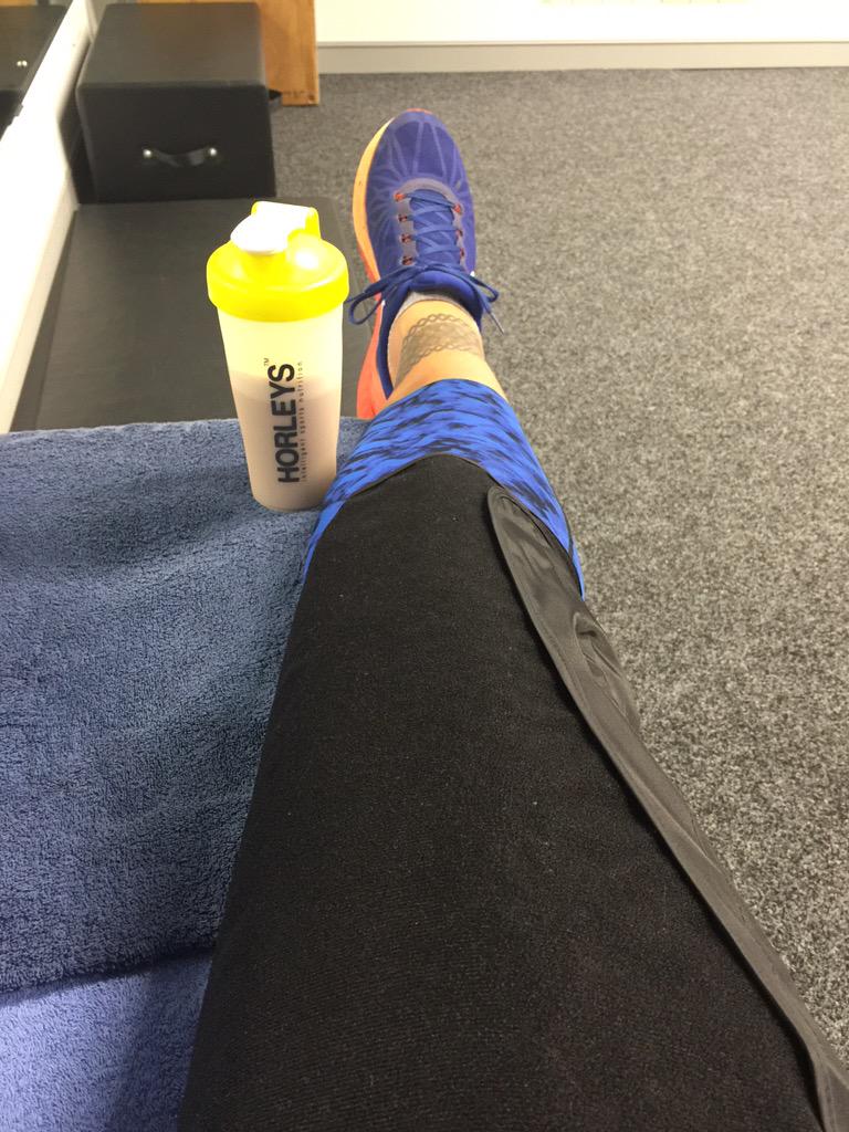 ValerieAdams84's tweet photo. Round 1 down, post ice and recovery shake thanks to @TeamHorleys down the gob, rest and prep for round 2💪🏽👌🏽 http://t.co/Rv4wN0fZ2N
