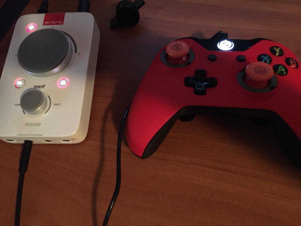 CamerynDood's tweet image. Thank you based Astro for making this a thing #noadapter @ASTROGaming