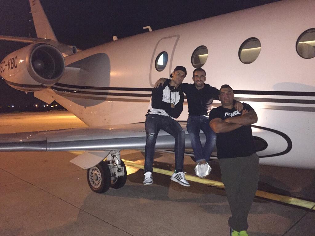 Cristiano's tweet image. Flying with style.