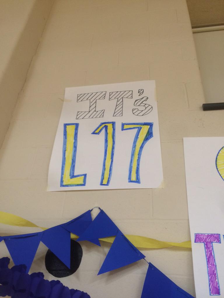 2017_simsbury's tweet photo. WE RU17 THIS SCHOOL #GA17G ⛽️🅰🆖 💸💸💸 💯💯💯 http://t.co/FcvASQRcS8