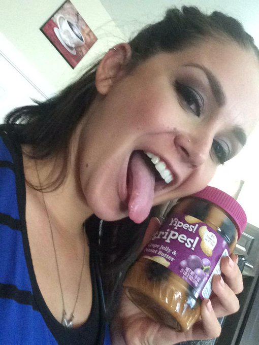 Snack time #pb&amp;j http://t.co/TgKZFgx2vB<a href="/tag/pb"class="tags">#pb</a>