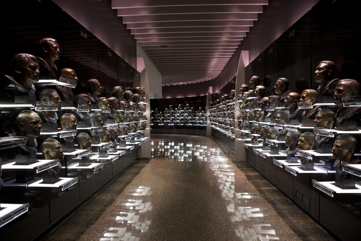 Replay_Sports1's tweet photo. Did you know? 46% of NFL Hall of Famers played for 1 team during their entire #nfl career. http://t.co/UE2YS4Knjw