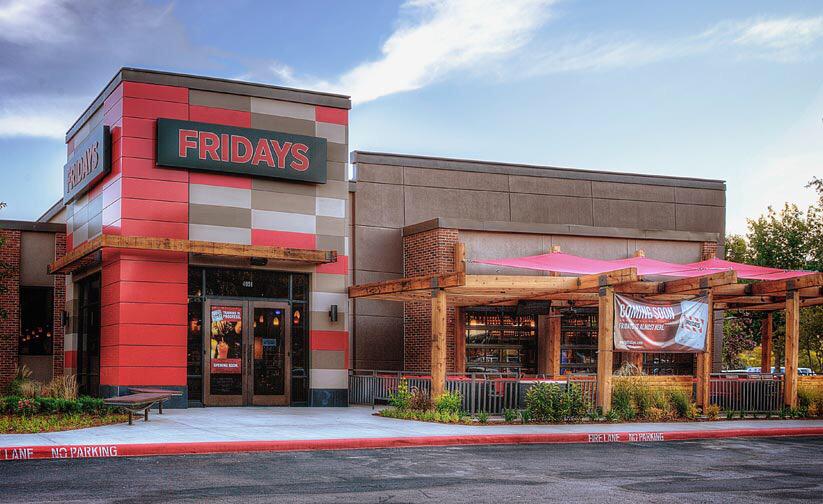 3 police officers told to leave T.G.I. Friday’s in Tennessee