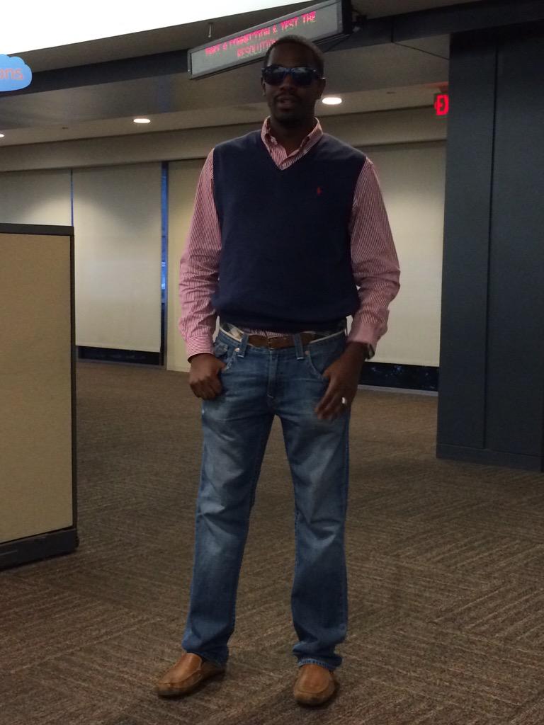 sd9385's tweet photo. @mrklass05 @Myesha_Mye @teejaymemteam @Memphis_CC #CustomerServiceWeek http://t.co/2QETSYeysv