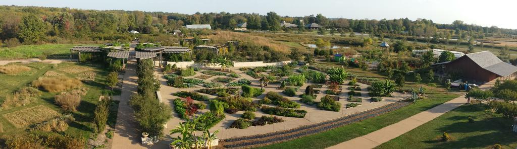 callawayfields's tweet image. Awesome view from the top of the silo. @PowellGardens