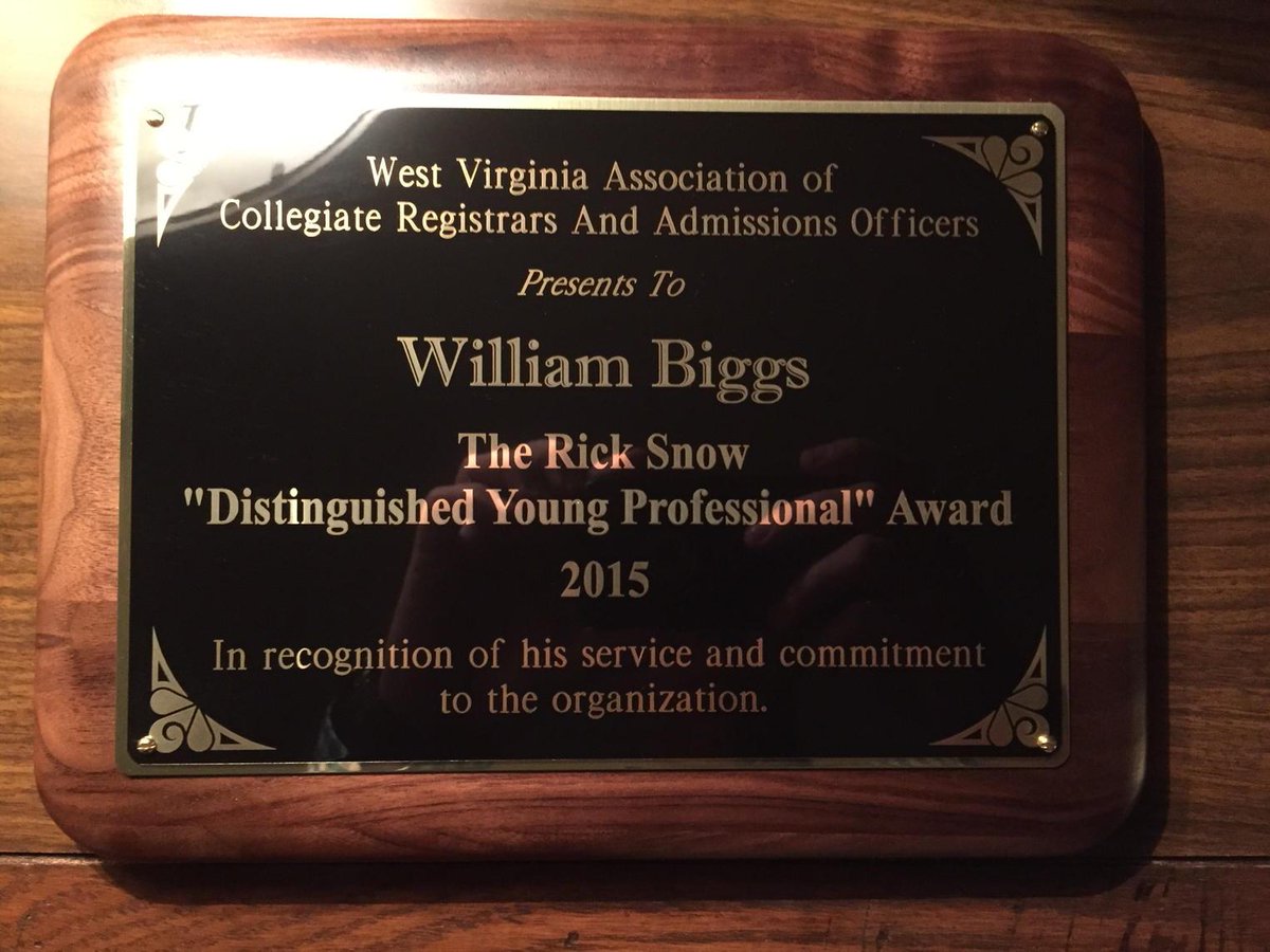 BitterBiggsFace's tweet photo. I won an award!!! Mary Biggs will be soooo proud of me! http://t.co/NaLRmHfUBT