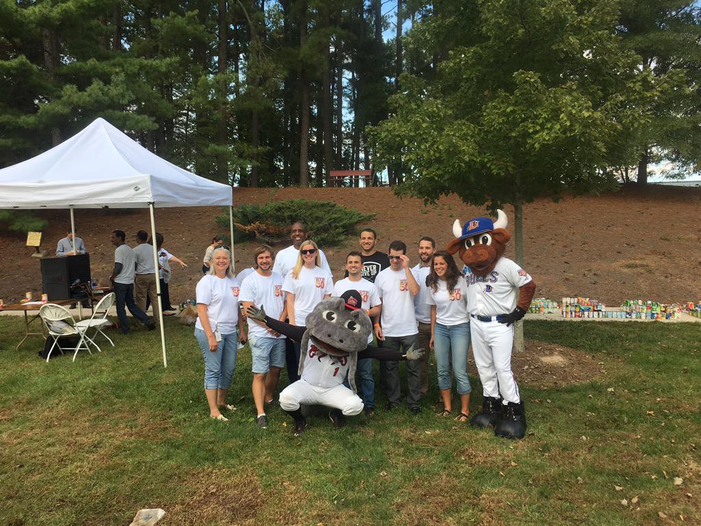 Wilson_Warbirds's tweet photo. @muddythemudcat spent time at @IBMRTP today. Even ran into @WoolEBull and had a hammer race for @Habitat_org #RTP50 http://t.co/IR1S4DOfVI