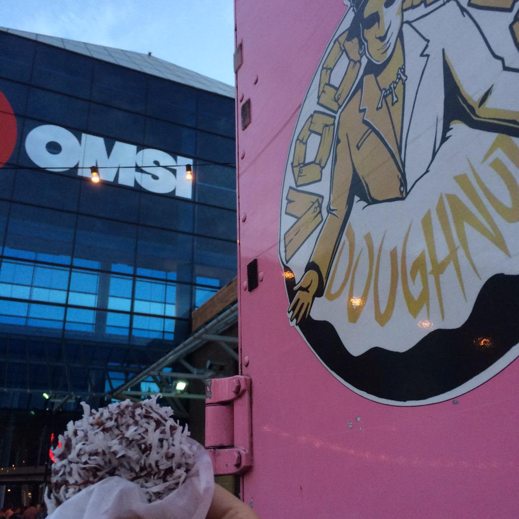 LPIConnect's tweet image. .@puppetlabs knows how to throw a great party. #PuppetConf