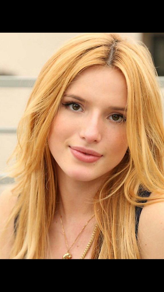 Happy birthday Bella Thorne my favorite actress ps is too lazy to say happy birthday!!!!   