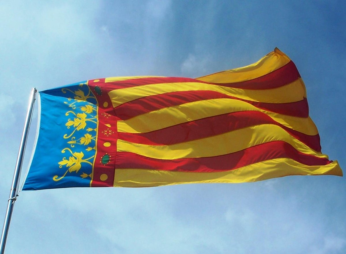 fontanarspp's tweet photo. Feliç 9 d'Octubre! Feliç dia de la Comunitat Valenciana! http://t.co/fANuMxOaaK