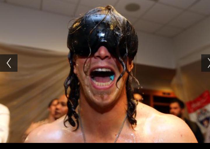 pjmadd's tweet photo. Can't believe that Dave Groll just went yard On the Royals! #rasmusfoofifhter http://t.co/hPk2VEIaLi