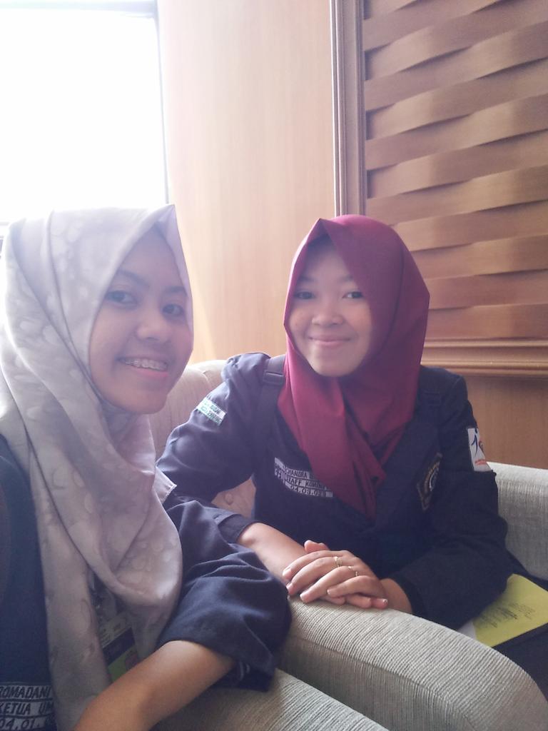 Hayooo tebaak kakak-kakak ini lagi dimanaa? 😂😂