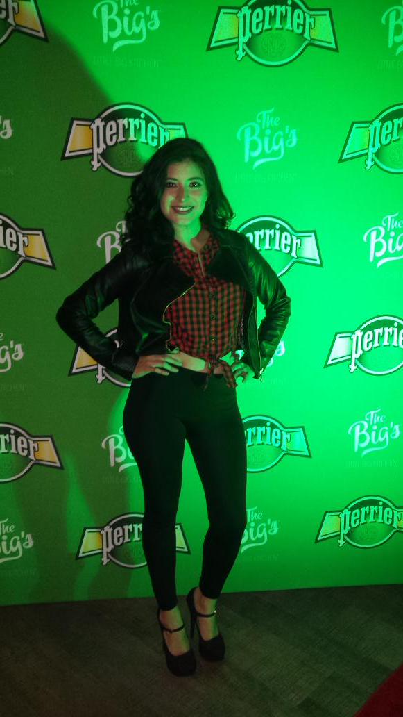 _roxanapuente's tweet photo. #ExtraordinairePerrier #Perriermx #Party #RoxanaPuente @PerrierMX http://t.co/ovRbAGnhwO