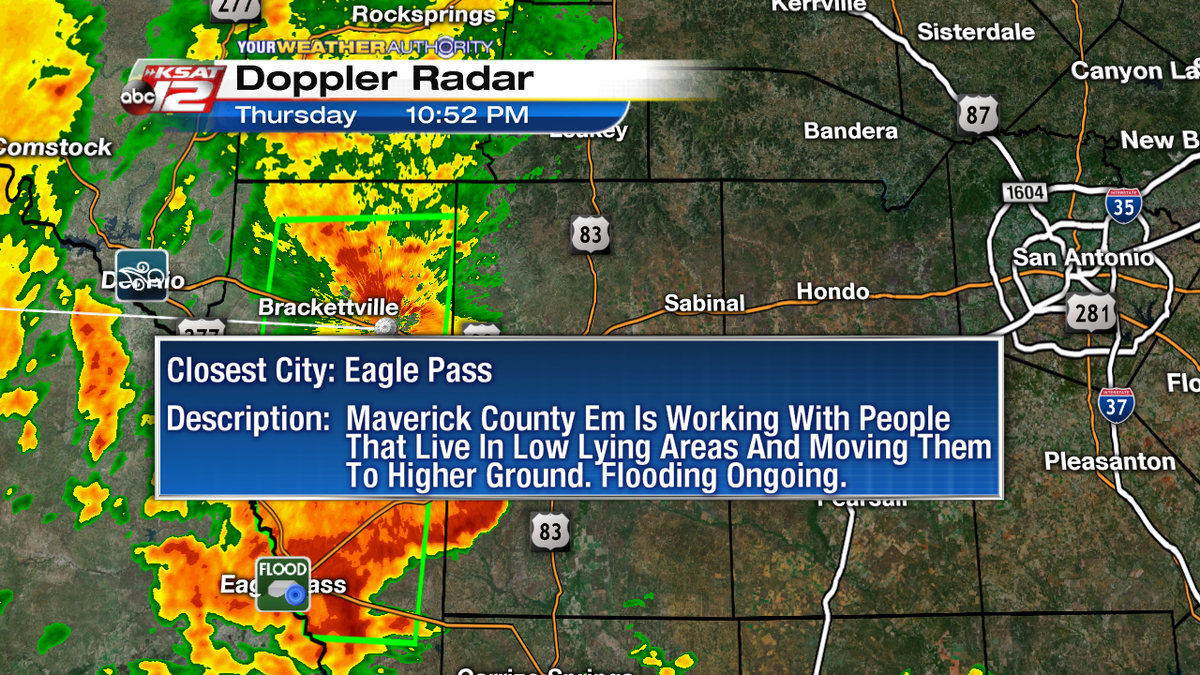ksatweather's tweet photo. Flooding in progress in Eagle Pass. Emergency Managers are getting people to higher ground. #TXwx http://t.co/AvkKAGK7AX