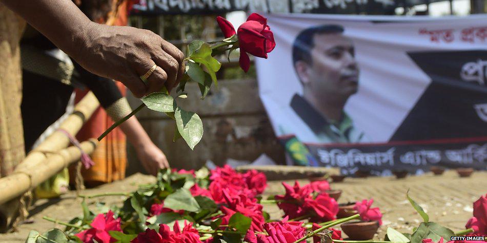 BBCNewsAsia's tweet photo. The threat of small-scale terror attacks in Bangladesh http://t.co/LARoXko7wq (via @EthicalMan) http://t.co/8zbaftbBZT