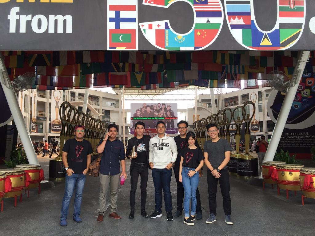 asclimkokwing's tweet photo. Unofficial visit from the HOD of USM to Limkokwing today to survey the workshop venue. #RoadToFIN #futureisnow27 http://t.co/CNJLCPVSqK