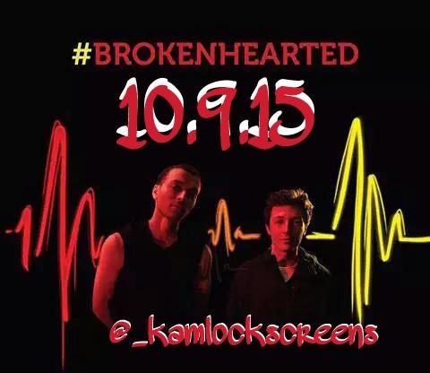 _kamlockscreens's tweet photo. @YourBoyMyles you're brokenhearted baby, I'm brokenhearted too, I'll tear my heart up baby, to give up half to you 💔 http://t.co/ZefSlWwMEB
