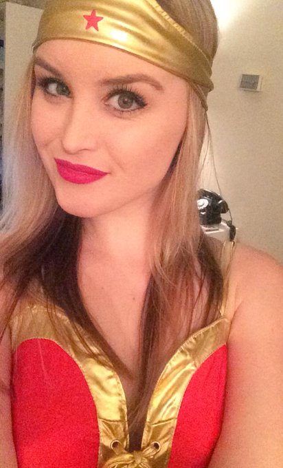 Online as Wonder Woman! HT gets photoset + mini solo vid! http://t.co/YTeljKbmk2 #MFC http://t.co/Y5<a href="/tag/mfc"class="tags"><span>#mfc</span></a>