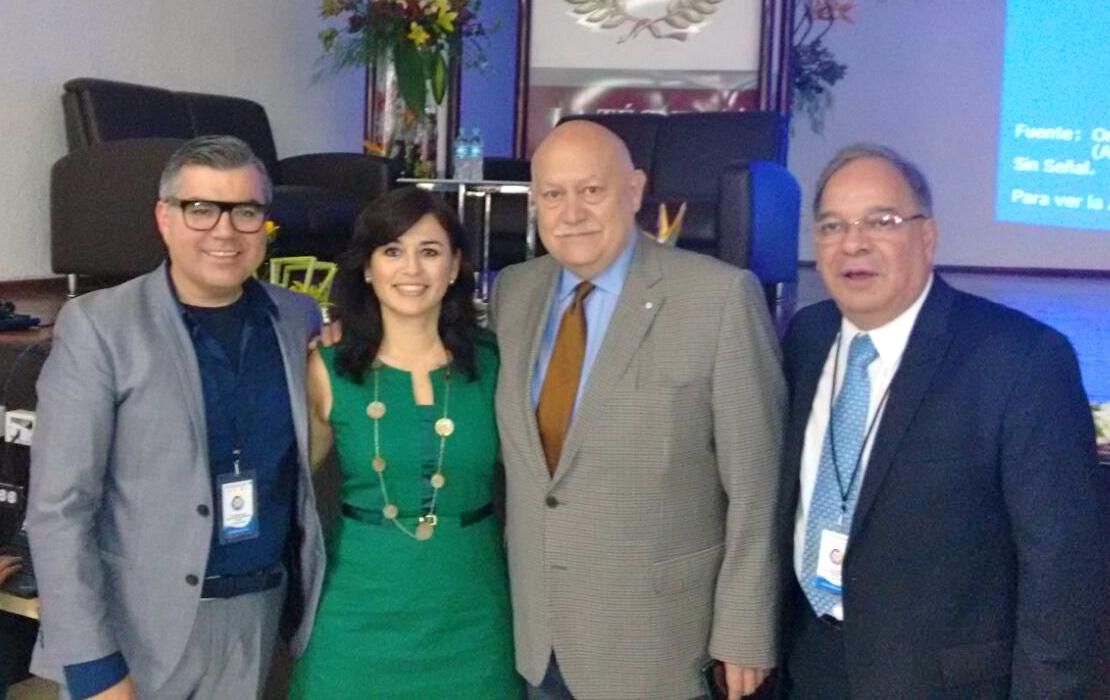 jfloresmorfin's tweet photo. Mejores estrategias e innovaciones de enseñanza en el 2o Congreso Nal. de Lenguas Extranjeras en el #TecNM @itdurango http://t.co/EfNLoVXs7i