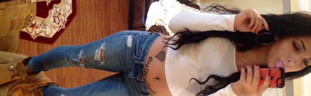 _baaaay tweet picture