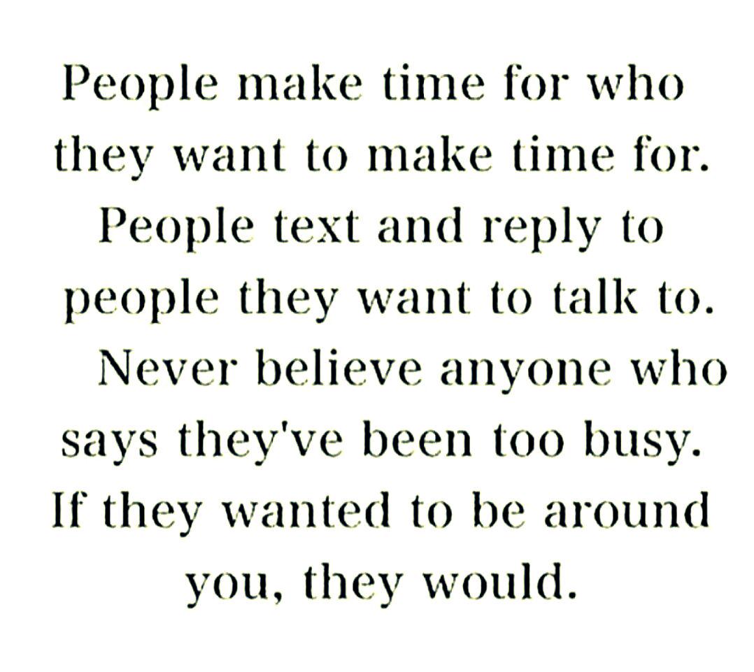 pingkysanger's tweet photo. Im sorry but no one is that busy anyway ✌ http://t.co/7dK4BUidsZ