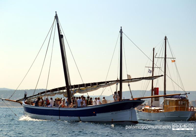 RadioPalamos's tweet image. Gran festa d'aniversari per al 'Rafael' goo.gl/5O4tkx