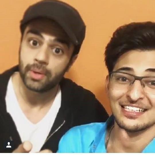 pradnya15583750's tweet photo. @DarshanRavalDz..
Is gong to gve us surprise with Manish Paul...
#SuperbExited..
#WtingEagrly...
#HTYKH..
#SpreadLove http://t.co/umzIbivgxb
