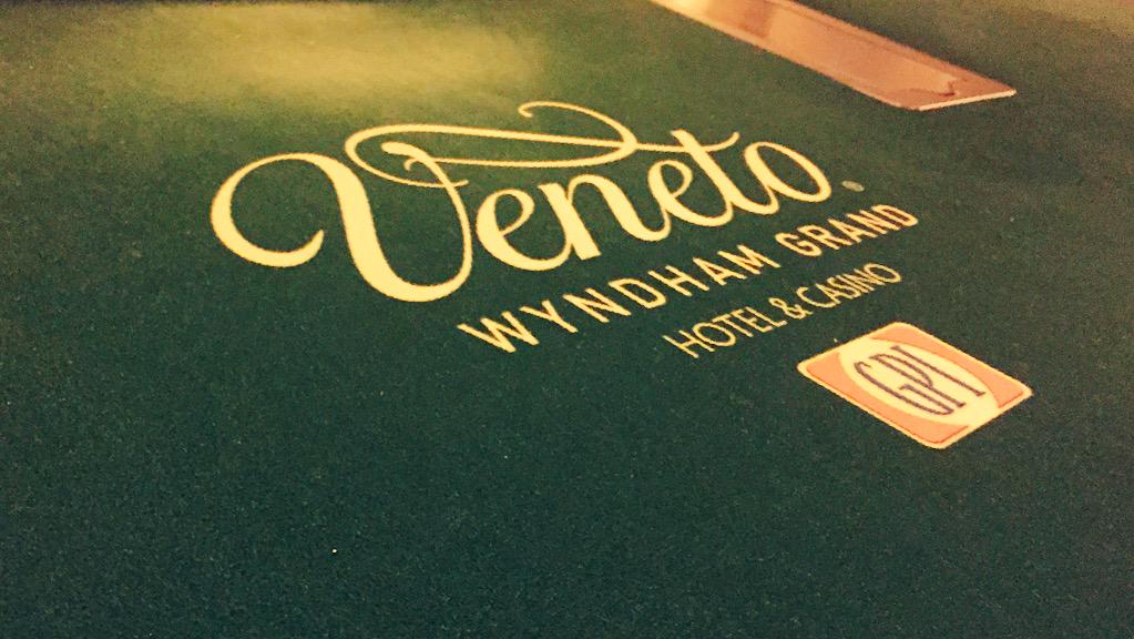 VprPoker's tweet photo. ♠️Dos mesas. Nuestra clásica full y mesa promo Heads Up. Veneto es Poker👍 http://t.co/dtkzPJwshO