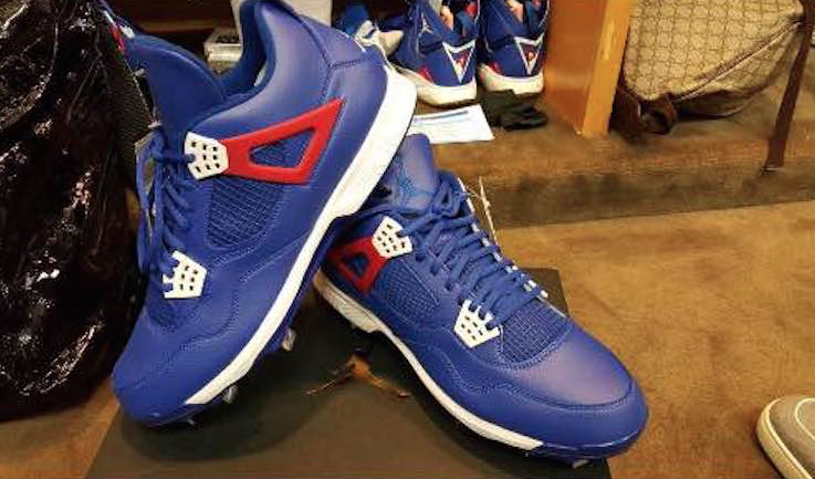 nicekicks's tweet image. We still can&apos;t get over how dope these Jordan 4 PE cleats look! nicek.io/1Gy2icK