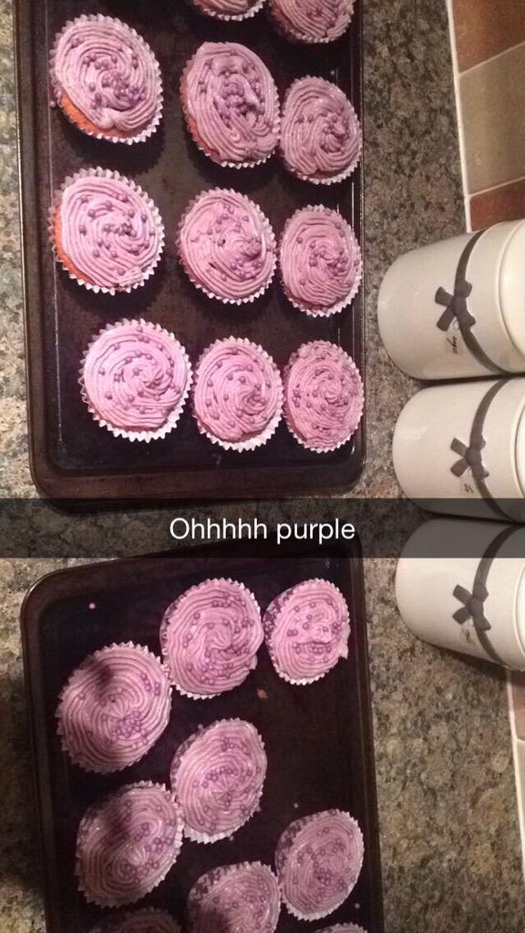 moragmillig4n's tweet photo. Hope you make loads for charity for "go purple day" at auchinleck academy! @drewsharm0ny & @Xmeganreid #CakeQueens http://t.co/JkmG9GdRn5