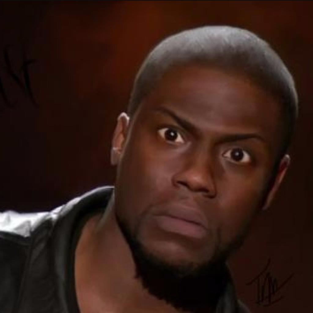 lil_townsperson's tweet photo. @The_Proctinator face when @AWilliams171692 said she saw a yellow bird 🐥 http://t.co/L4XCaZ5EKd