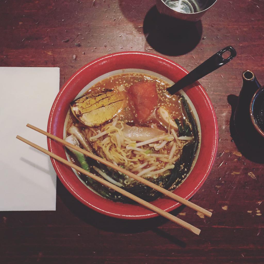 DeanStattmann's tweet photo. Winning lunch recommendation from @Dave_MensHealth: @BoneDaddiesLDN. #Ramen to that! http://t.co/6U3sqaTxpW