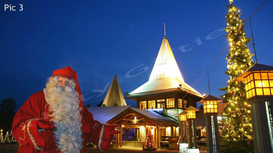 Here are the three images you can choose from to be sent to your child with the pack!❄️