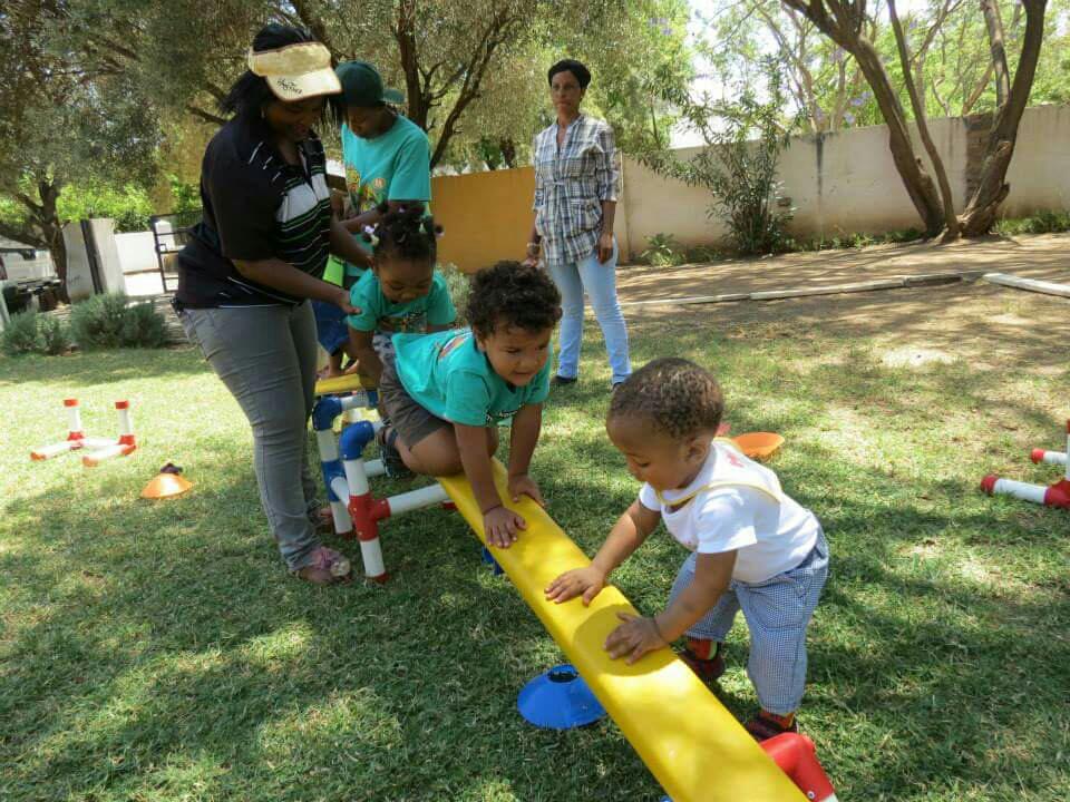 LittleLambsNurs's tweet photo. #flashbackfriday - #October #2014 #MonkeyNastix 😀👐 http://t.co/4RPxIPBI2X