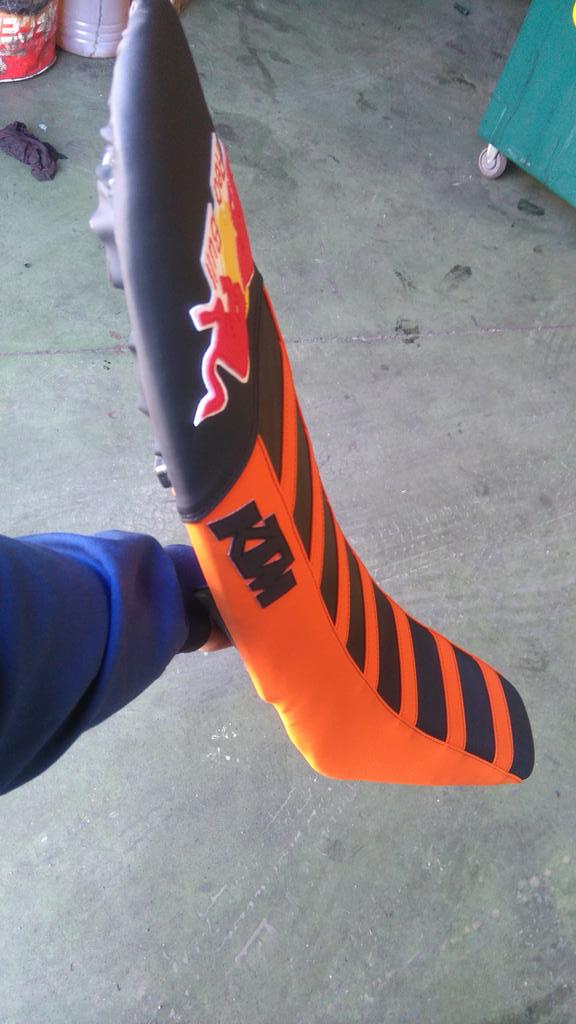 10_chule's tweet photo. Gracias por el regalo anticipado....te amo pekeña @Sandrii94 http://t.co/2QNWbyqO0b