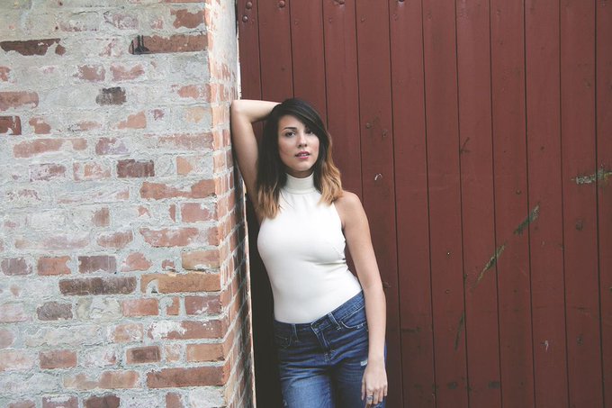 New blog post up about my out of control screen habits.  http://t.co/HvoYgZ0aKe  #ootd #fbloggers @FemaleBloggerRT<a href="/tag/ootd"class="tags"><span>#ootd</span></a><a href="/tag/fbloggers"class="tags"><span>#fbloggers</span></a>