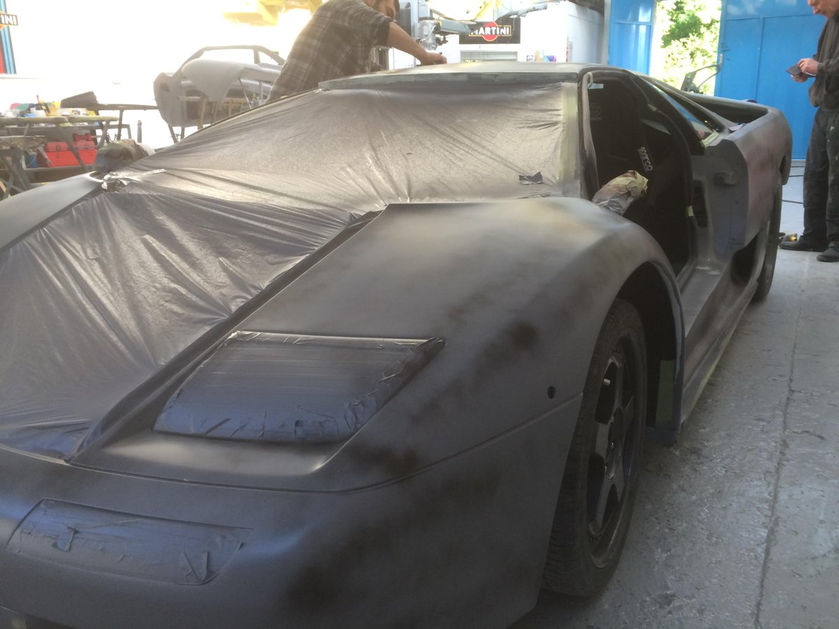 PrimePaintBody's tweet image. Lambo all Primed up and ready for final prep before painting.