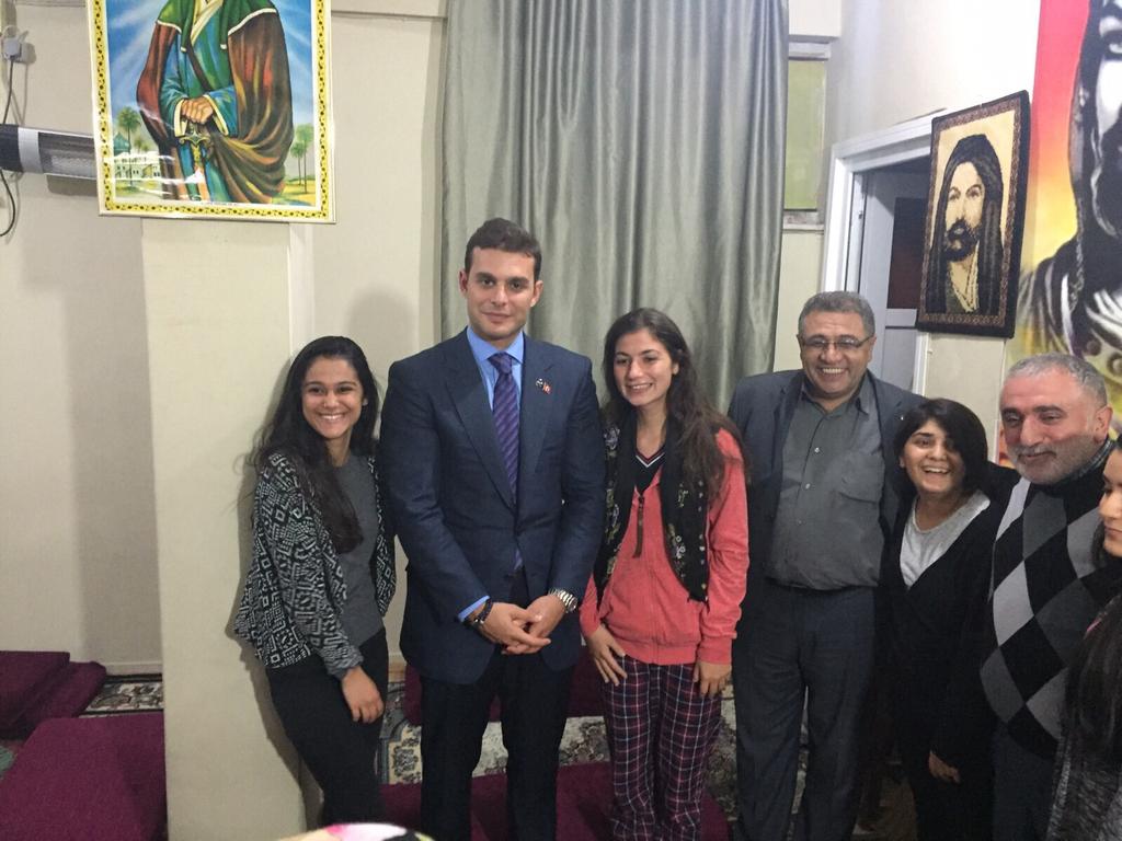 mhp_sultangazi_'s tweet photo. MHP 2. bölge Mv. Adayımız Sn.Mehmet Aslan ile Şah Hatayi Cem Evi ve Kültür vakfı ziyaretimiz.. http://t.co/T5R19ppT8v