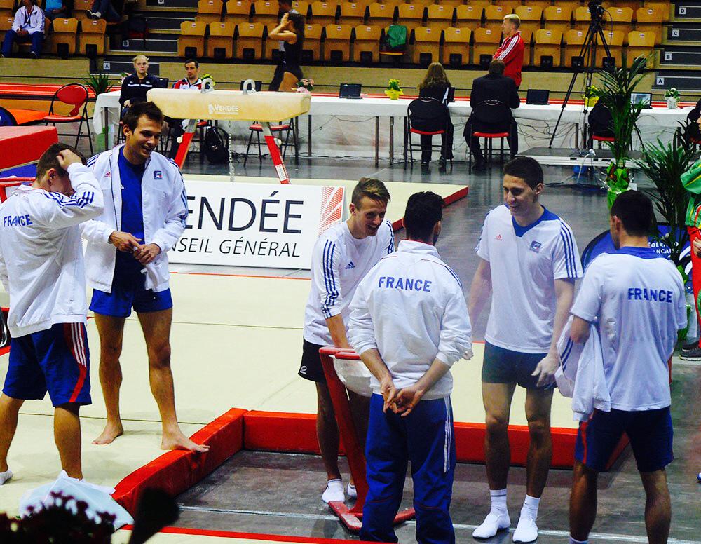 ffgymnastique's tweet photo. Entraînement dans la bonne humeur pour le #Trampoline ce matin ! Début des qualifs a 14h #GoFrance #WCupFRA http://t.co/tdAAUWzBUT