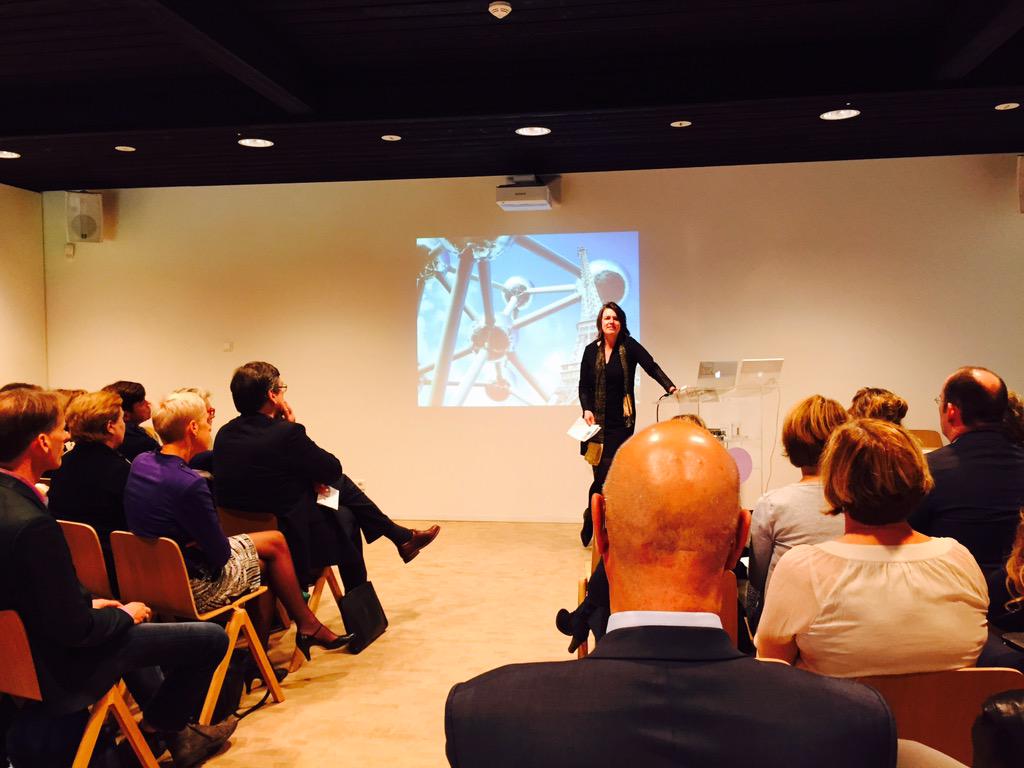 Thdegraaf's tweet photo. Bijeenkomst @Ver_Hogescholen in Utrecht over positie hogescholen in Europees onderzoeksbeleid #Horizon2020 #UASnet http://t.co/ifefnxuNMa