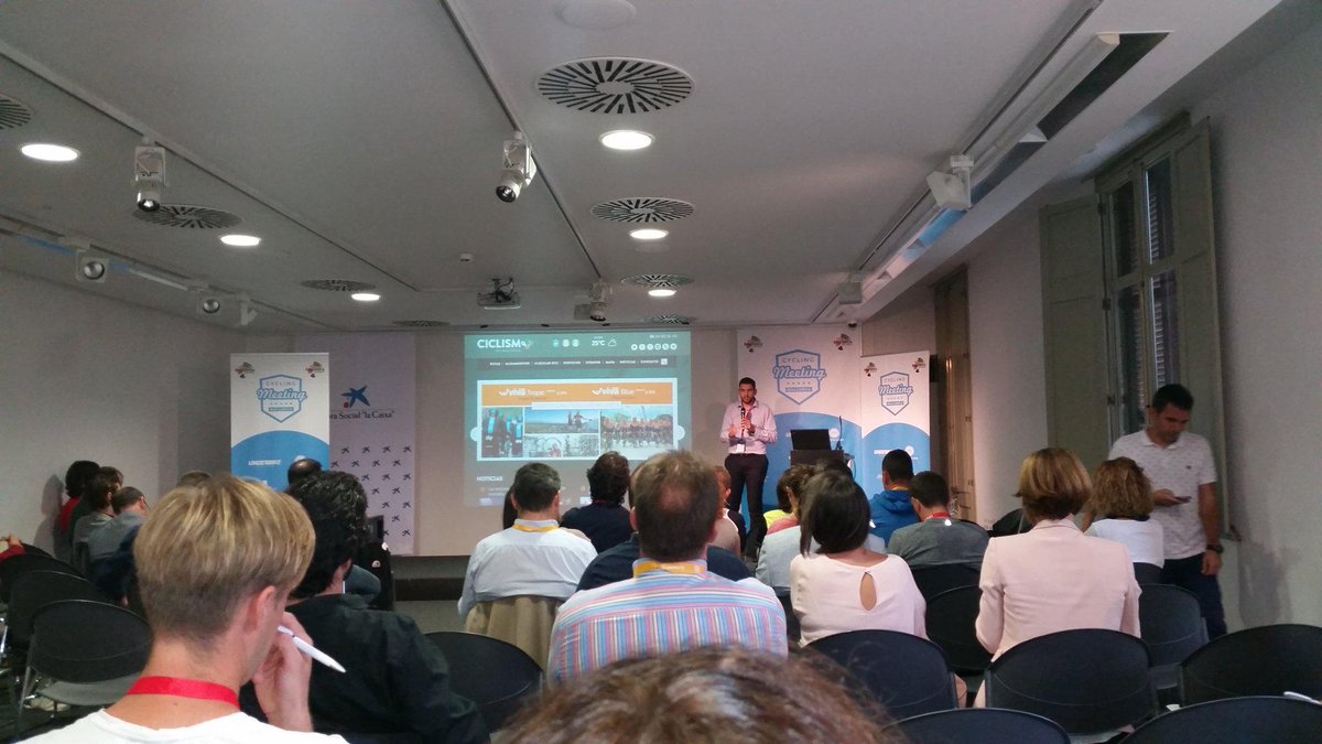 HotelsVivaSport's tweet photo. Ponencia de nuestro nuevo partner @ciclismallorca en el @CyclingMeeting de #Mallorca #ciclismo #cyclinghotel http://t.co/TrZHmoJ3Gk