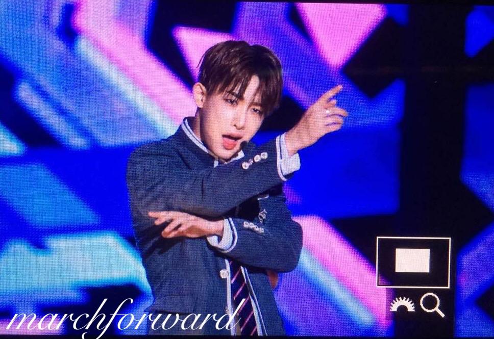 Marchforward_WH's tweet photo. 151009 뮤직뱅크 
#몬스타엑스 #원호 
#MONSAT_X #WONHO 
#신속히 @OfficialMonstaX http://t.co/i1188f0l7U