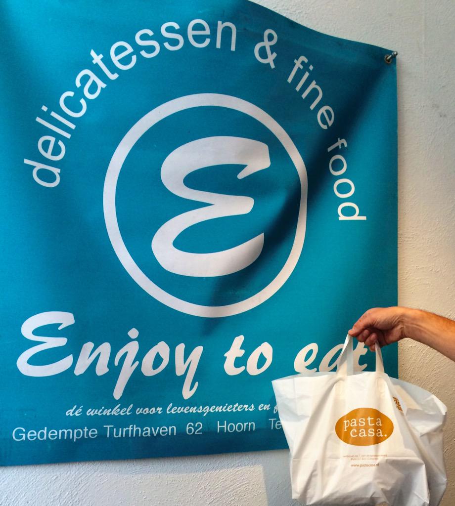 Enjoy goes Casa. We hebben veel maar niet alles.Txs to @LusciousLoaf <a href="/pastacasa/">pastacasa</a> #gehaktbrood